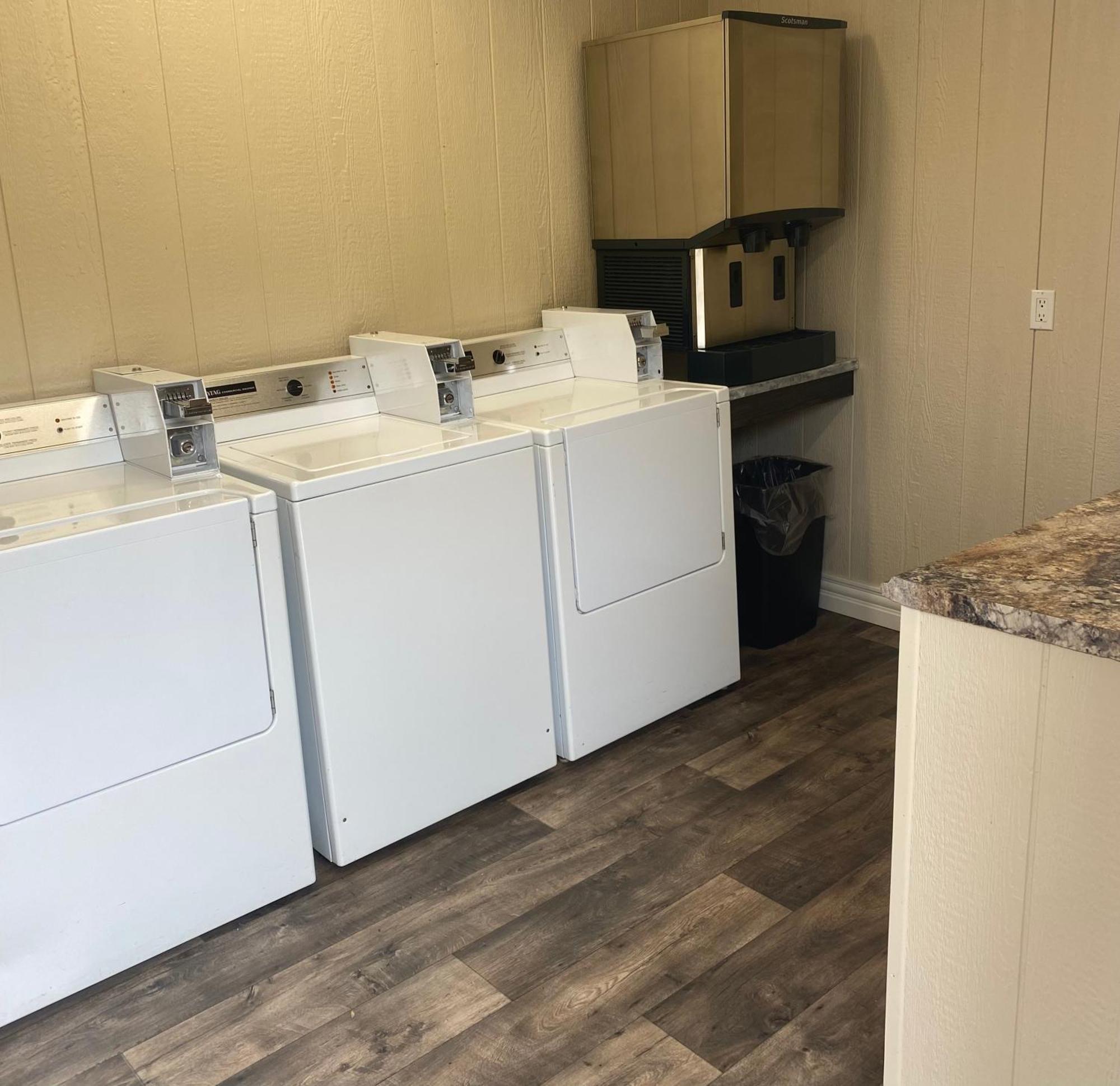 Sunny Isle Motel Summerside Εξωτερικό φωτογραφία